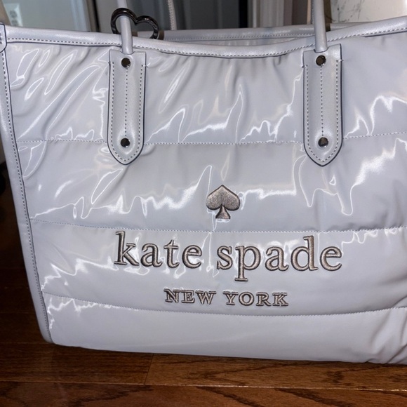 - ♠️kate spade Ella Extra Large Tote Quilted Puffy grey - Picture 2 of 7